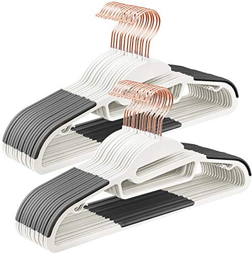 SONGMICS 30 Perchas para Abrigos, Perchas de Plástico para Trajes, Antideslizantes, Ahorra Espacio, Gancho Giratorio de Oro Rosa de 360°, 41,5 cm de Ancho, Blanco y Gris CRP043W01