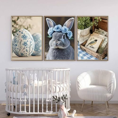 TROYSINC 3er Osterhase Poster Set, Hase Frühling Blumenkranz Osterei Bilder für Kinderzimmer, Wandbilder Wohnzimmer, Ostern Decoration, ohne Rahmen (50x70cm)