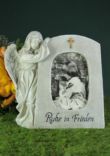 friedhofskerze.de Grabengel an Stein, für Foto