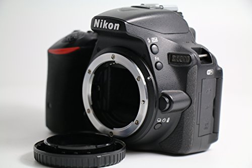 Nikon D5500 Fotocamera Reflex Digitale, Solo Corpo, 24,2 Megapixel, LCD Touchscreen Regolabile, Wi-Fi Incorporato, Nero [Versione EU]