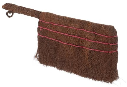 INOOMP Handwoven Palm Brush for Garden Use Multi-functional Tool for Cleaning Flowerpots and Vegetables Ergonomic Design Natural Palm Cleaning Accessory