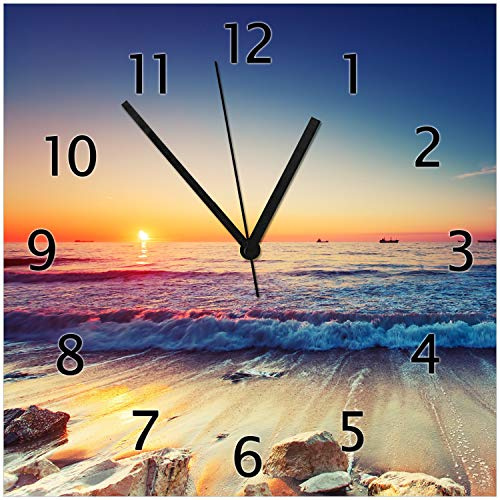 Wallario Design-Wanduhr Sonnenuntergang am Meer mit Wellen am Strand aus Glas, Motiv-Uhr Größe 30 x 30 cm, Schwarze Zeiger