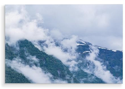 artboxONE Holzbild 45x30 cm Natur Wolken und Berge in Fjærland von Künstler Rico Ködder