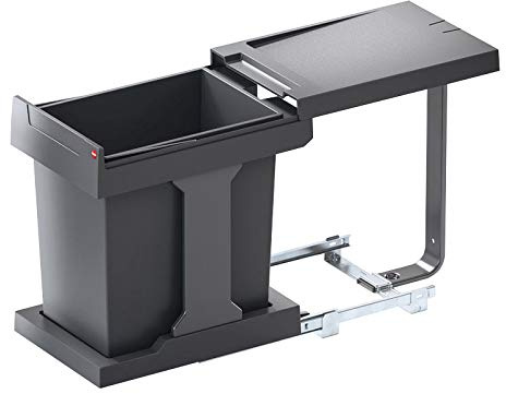 Poubelle coulissante - 20 l - Amortisseur : Sans - Contenance : 20 L - Décor : Gris - Hauteur : 400 mm - Largeur : 245 mm - Matériau : Acier/Plastique - Nombre de seaux : 1 - Pour caisson de largeur