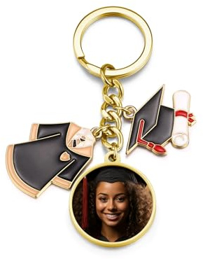 Zysta 2025 Bachelor Geschenk Personalisierte Abschluss Schlüsselanhänger mit Foto Edelstahl Bachelor Hut & Abschluss Talar Keychain für Studenten & Absolventen (Gold-Abschlusshut)