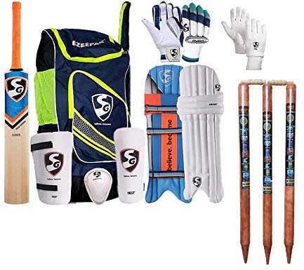 SG Cricket-Set mit Tasche und Holz-Cricket-Stäbchen mit Bügel (3 Wickets, 2 Ösen)