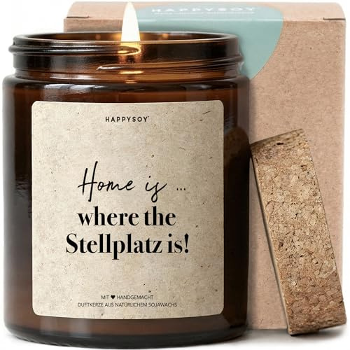 Home Is Where The Stellplatz Is - Duftkerze mit Spruch als Geschenk für Camper, liebevolle Geschenkidee für Wohnmobil-Fans, Kerze im Glas mit blumigem Duft