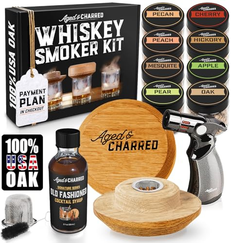 Whiskey Smoker Kit mit Taschenlampe und altmodischem Sirup (ohne Butan) | Holzspäne mit 8 Geschmacksrichtungen – Bourbon-Geschenke für Männer, Cocktail-Räucherset – USA Eichenrauchdeckel