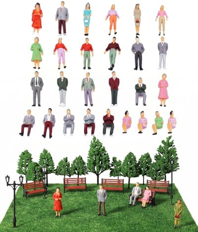 CATZUM Set di 50 Piccole 1:87 Figure Dipinte Colorate Figurine de Miniature Figure in Diverse Pose Modello Figurine di Modellini di Treni Proporzione Altezza 2cm Personaggio in Miniatura Statuina