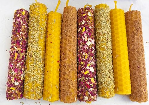 KIT ESPEC. VELAS DE MIEL HECHAS A MANO CON CERA CERTIF. DE ABEJA SIERRA DE LOS PEDROCHES, 10 * 2.5, 2, (8 VELAS DE MIEL NATURAL) COMPUESTAS POR 2 CON ROSAS, 2 CON CANELA, 2 CON ROMERO 2 CERANATURAL