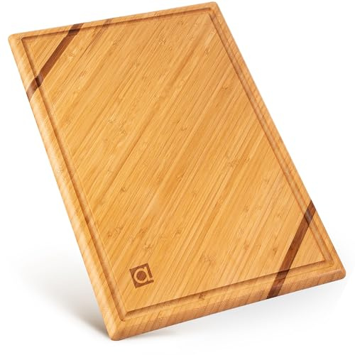 Wellspring Schneidebrett Holz - Luxuriöses Großes Bambus Küchen Holzbrett - 45 x 30cm - Tranchierbrett, Holzbrett mit Saftrille - Die Perfekte Holzbrett Küche zum Hacken und Servieren