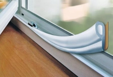 Fenster- und Türdichtung, Dichtungsband P-Profil weiß selbstklebend