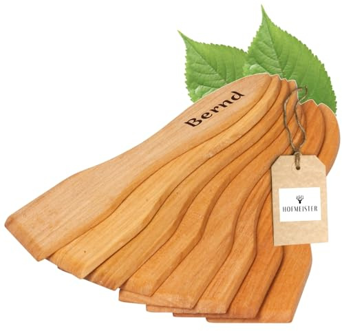 8X HOFMEISTER® Raclette-Schaber Holz Gravur - mit Name, personalisierte Geschenkidee zu Weihnachten, Silvester, aus hochwertigem Kirsch-Holz, schont beschichtete Raclette-Pfännchen, 13 cm