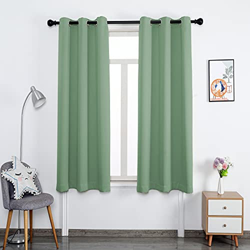 Premium Verdunkelungsvorhänge, wärmeisoliert, Ösen, Fensterdekoration für Wohnzimmer, superweich, mintgrün, 132 x 137 cm, 2 Stück
