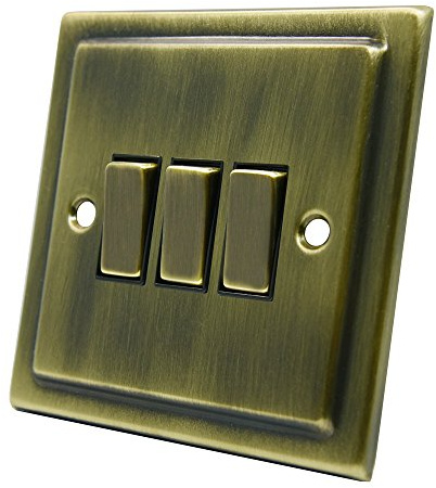 AET VAB3GSWIBB 10 A 3 Gang 2 Way Victorian Antique Brass Light Switch