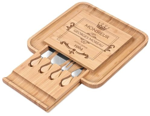 MAVERTON Planche à Fromage avec Gravure pour Lui | Set de 4 Accessoires à Fromage, Plateau en Bois, 34x34cm, Cadeau d’Anniversaire, pour Homme, Roi