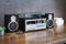 Die NEWTRO Kompaktanlage ist eine vielseitige Musikanlage mit Plattenspieler, DAB+/FM-Radio, Kassettendeck, CD-Player, MP3 & AUX Unterstützung, Musikbox mit Stereo-Lautsprechern und Aufnahmefunktion
