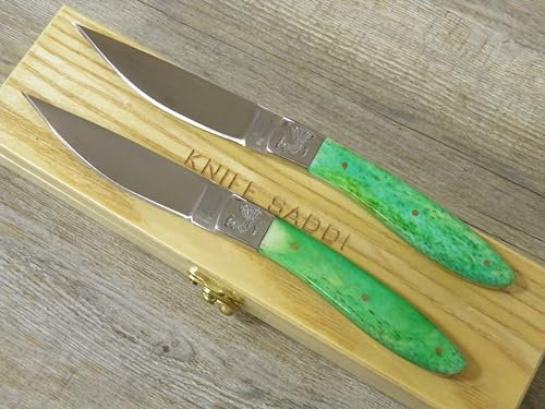 Generico Set 2 Coltelli Pattada Da Tavola manico in osso di tibia colorata vede con custodia in legno