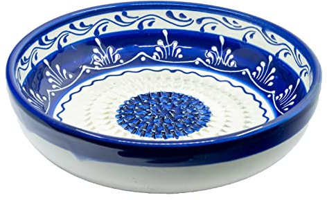 Kaladia - Reibeschüssel/Keramikhobel - ideal zum Gewürze reiben und Servieren von Gerichten - Motiv: Blau/Weiß - Durchmesser: 19 cm - handgemacht & handbemalt - Made in Spain