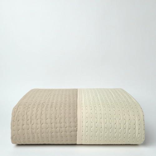 Vionara Home Copriletto Trapuntato Leggero Tinta Unita Bi-Colore, Trapuntino in Morbida Microfibra Double Face, Imbotittura 80gr/mq Primaverile - Estivo, Made in Italy (Beige, Una Piazza e Mezza)