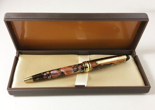 箔一 Foiichi A133-01007 Ballpoint Pen, Fan Surface, Lacquer, 5.3 x 0.5 inches (135 x 12 x 12 mm)