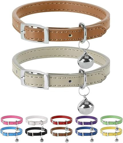 Katzenhalsbänder 2pcs aus Leder mit Glöckchen polierte, langlebige Metallschnalle verstellbare Haustier Halsbänder für Kätzchen Welpen Hunde Katzen (15bis 22cm)
