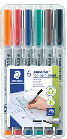 Staedtler 312WP6 - Lumocolor Folienstifte in Aufstellbox, wasserlöslich, 6 Stifte, Schriftstärke B, farblich sortiert, Breit (ca. 1,0-2,5 mm), 312 WP6 ST