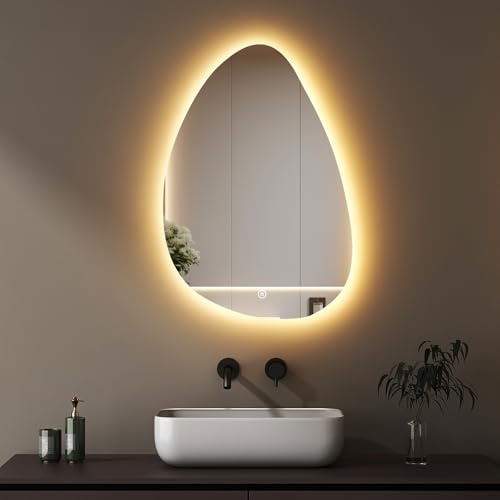 Boromal Asymmetrischer Spiegel mit Beleuchtung 55x80cm Asymmetrischer Badspiegel mit Beleuchtung LED Spiegel mit Licht Badezimmer Wandspiegel mit Touch-Schalter + 3 Lichtfarbe Dimmbar