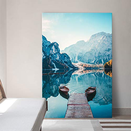 BilderKing Hochformat Wandbild, Fotomotiv Pragser Wildsee, Dolomiten als 100x150cm große XXL Leinwand für Wohnzimmer, Schlafzimmer, Büro. EIN tolles Bergpanorama Bild im Großformat auf 4cm Keilrahmen