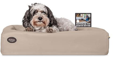 SABRO KUDDE Orthopädisches Hundebett – Martin Rütter – Hochwertiges Kunstleder – Waschbar & Wasserabweisend – Ergonomisch – Premium Haustierzubehör für Kleine, Mittelgrosse Hunde in Beige