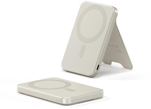 SATECHI OntheGo™ Qi2 Powerbank, 5.000 mAh, Ständer, Sand | 15 W-MagSafe-Schnellladen, kompakt und magnetisch, für iPhone-Modelle 12–17 und kompatible Android-Geräte