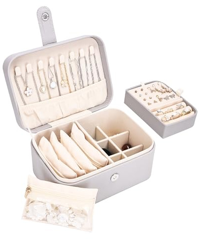 Boxudeli 2 Ebenen Schmuckkästchen mit 4 Reise Schmucktasche, großer Reise Schmuckkästchen Klein, mittelgroße Schmuckaufbewahrungsbox, tragbare Schmuckschatulle aus PU-Leder für Damen (Hellgrau)