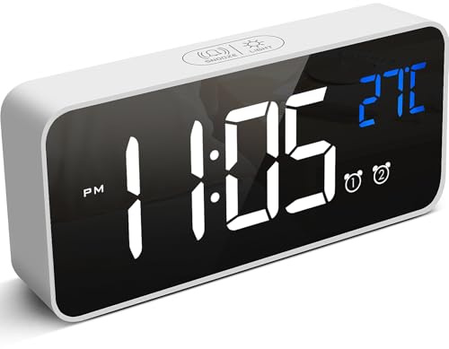 Véfaîî Newest Sveglia Digitale, Sveglia da Comodino Temperatura, 2 Allarme, Snooze, 4 Livelli di luminosità, Controllo Vocale, USB Ricaricare, Sistema 12/24 Ore