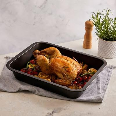 Lakeland Deep Roasting Tin Coil-Coated Non-Stick 40.5 x 31.5 cm Dishwasher Safe