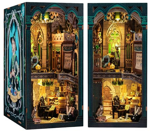CUTEBEE Book Nook DIY Kit – DIY Puppenhäuser Miniatur Haus Kit mit Möbeln und LED-Licht, 3D Puzzle Buchstützen aus Holz, Modellbausätze für Erwachsene zum Bauen (Darkness Common Room)