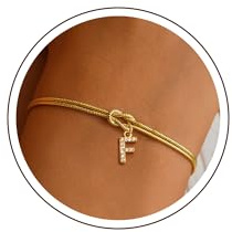 RMMD Armband Damen Gold, 18K Vergoldete Liebesknoten Charm Armband mit Buchstaben Personalisierte Armkette Damen Knoten Armbänder Goldschmuck Trauzeugin Geschenke Geschenken für Frauen Freundin