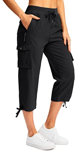 Soothfeel Women's Cargo Capris Pants with 6 Pockets Lightweight Quick Dry Travel Hiking Summer Pants for Women Casual (Black, L)