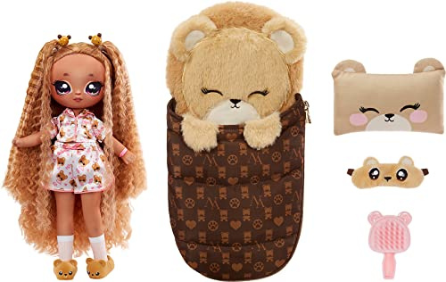 Na! Na! Na! Surprise Teens Slumber Party Bambola alla moda LARA VONN - Juguete para niños - Coleccionable - Muñeca de tela de 27 cm, inspirada en un osito - Pelo castaño
