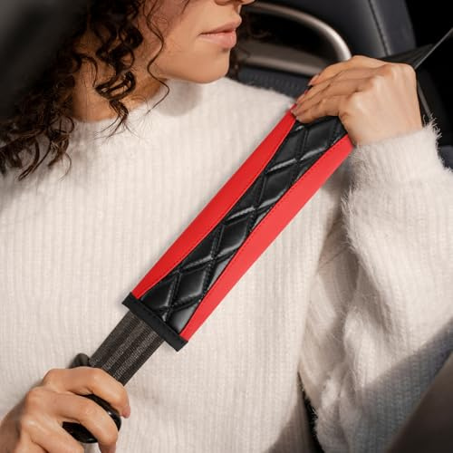 2 Stück Auto Gurt Polster, Weiches Leder-Schulterpolster für Autosicherheitsgurte, Atmungsaktive Sicherheitsgurtprotektoren für Kinder und Erwachsene, Kompatibel mit alle Fahrzeuge (Rot)