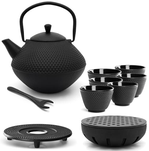 Bredemeijer Teekanne Set Gusseisen 1.0 Liter - mit Edelstahl Tee-Filter Sieb-Einsatz - 6 Teebecher (Tassen) Untersetzer & Stövchen & Deckelheber - 10-teiliges Teeset für losen Tee