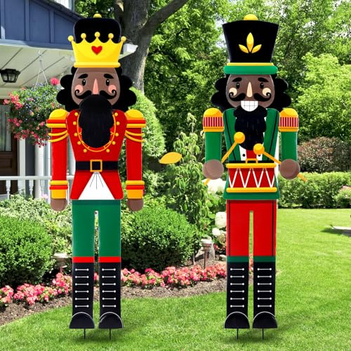 Marsui 2 cascanueces de Navidad de 45 pulgadas para decoración al aire libre, adorno grande de soldado cascanueces de Navidad en soporte para Navidad, vacaciones, jardín, césped, camino (vibrante)