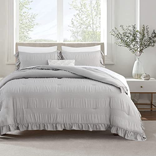 ALEISSEL Gray Twin Comforter Set, Seersucker Vintage Comforter Ultra-Soft Light Grey Bedding Set Twin/Twin XL Size 3 Piece Set, Down Alternative Light Weight Comforter Set (Grey,Twin 68x90)