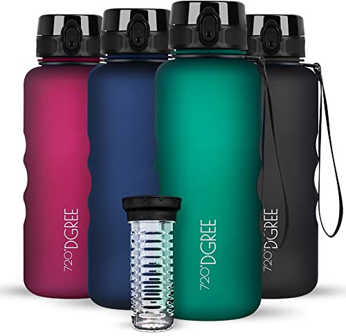 720°DGREE Trinkflasche 1,5l “uberBottle“ softTouch +Früchtebehälter - BPA-Frei - Wasserflasche für Gym, Fitness, Outdoor, Wandern - XL Tritan Sportflasche: Groß, Leicht, Stoßfest, Wiederverwendbar