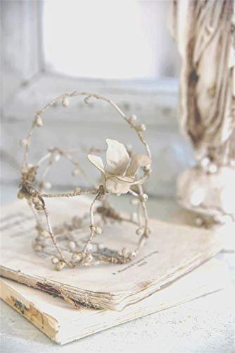 Jeanne d´Arc living Filigranes Körbchen mit Griff Vintage Perlenkorb geflochten H 12cm Blumenkörbchen Brautkörbchen mit Perlen und einer Seidenblume