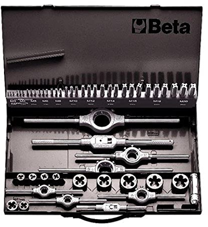 Beta 447/C53 - Assortimento di maschi e filiere con accessori in acciaio HSS filettatura metrica in cassetta metallica