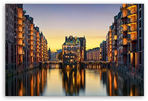 ge Bildet Bild auf Leinwand | Wasserschloss in der Speicherstadt - Hamburg in 120x80 cm als Wandbild XXL | Wand-deko Dekoration Wohnung modern Bilder | 1019
