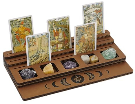 FINGERINSPIRE Soporte para cartas de tarot de madera rectangular de 3 niveles, color camello, fases de la luna, diseño de brujería, tarjetas de tarot, expositor para presentación, tarjetas diarias,