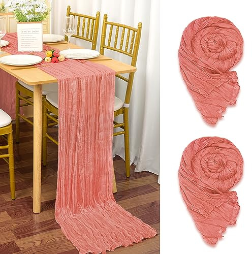 Lot de 2 Chemins de Table en étamine en Rose Poudré, Corail Pêche 90 x 300cm en Tissu de Gaze Rustique, Décoration de Table de Mariage Nappe pour fête de Mariage Douche Nuptiale décorations de Table