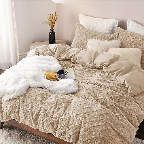 Bedsure Fluffy Flannel Duvet Cover Set- Faux Fur Comforter Cover King Size, Deep Beige Warm Plush Bedding for Winter, 3-Piece Set with Zipper Closure (104x90) and 2 Pillow Shams