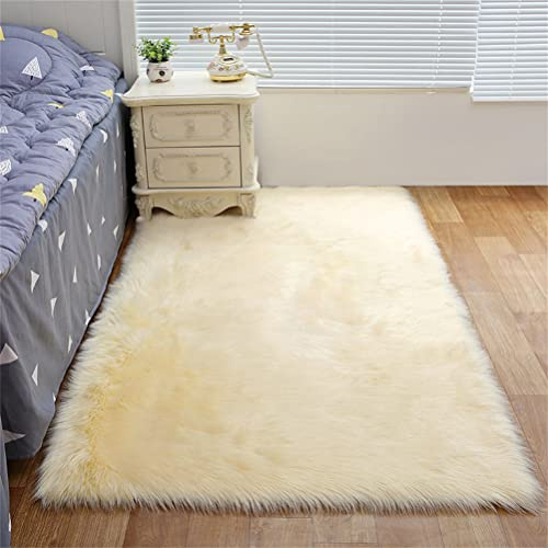 Tomifine Faux Lammfell Schaffell Teppich Super Weich Kunstfell Teppiche Dicker Flauschig Teppich Bettvorleger Sofa Matte (40x60 cm,Beige)